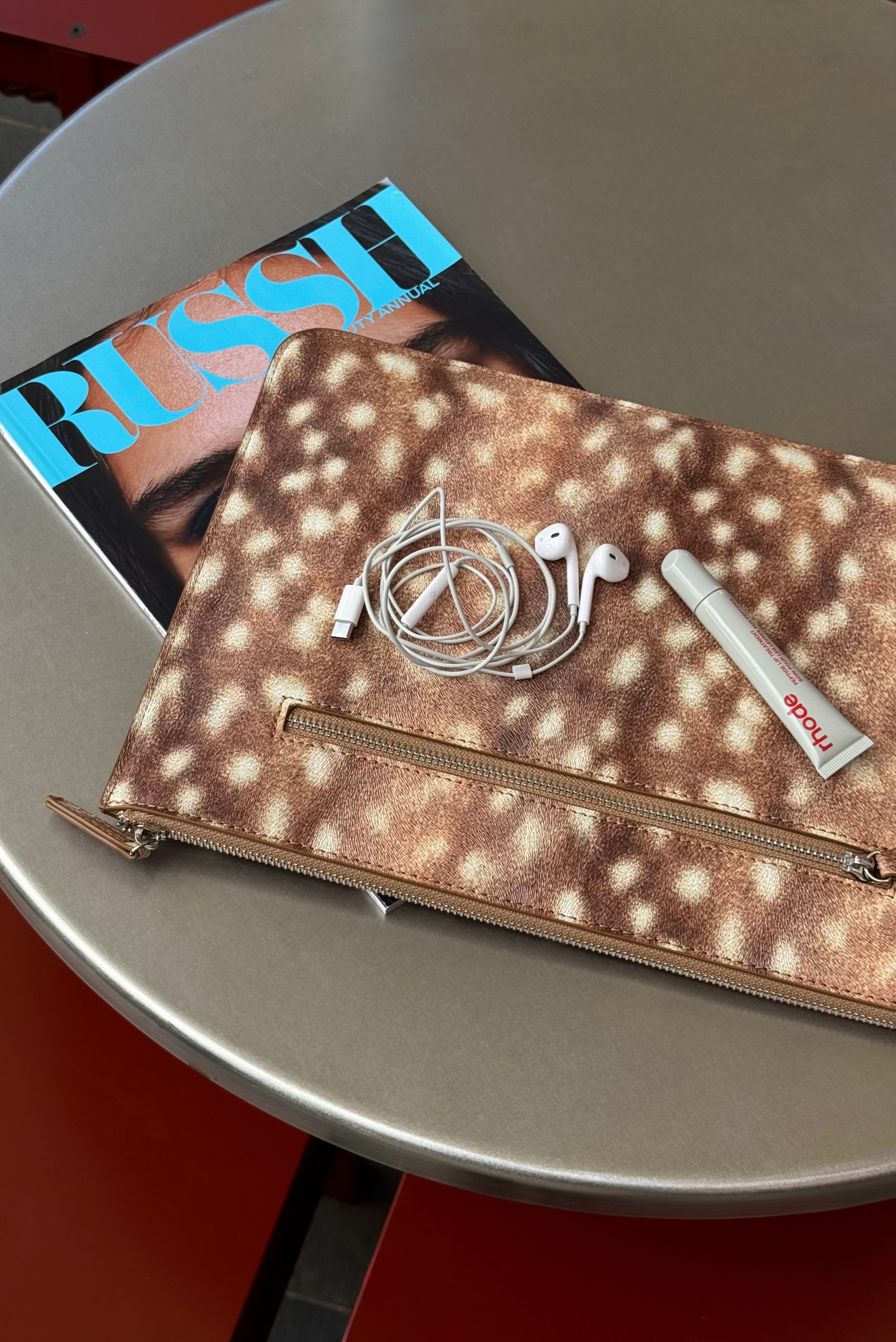 The Zoe Laptop Sleeve - Deer