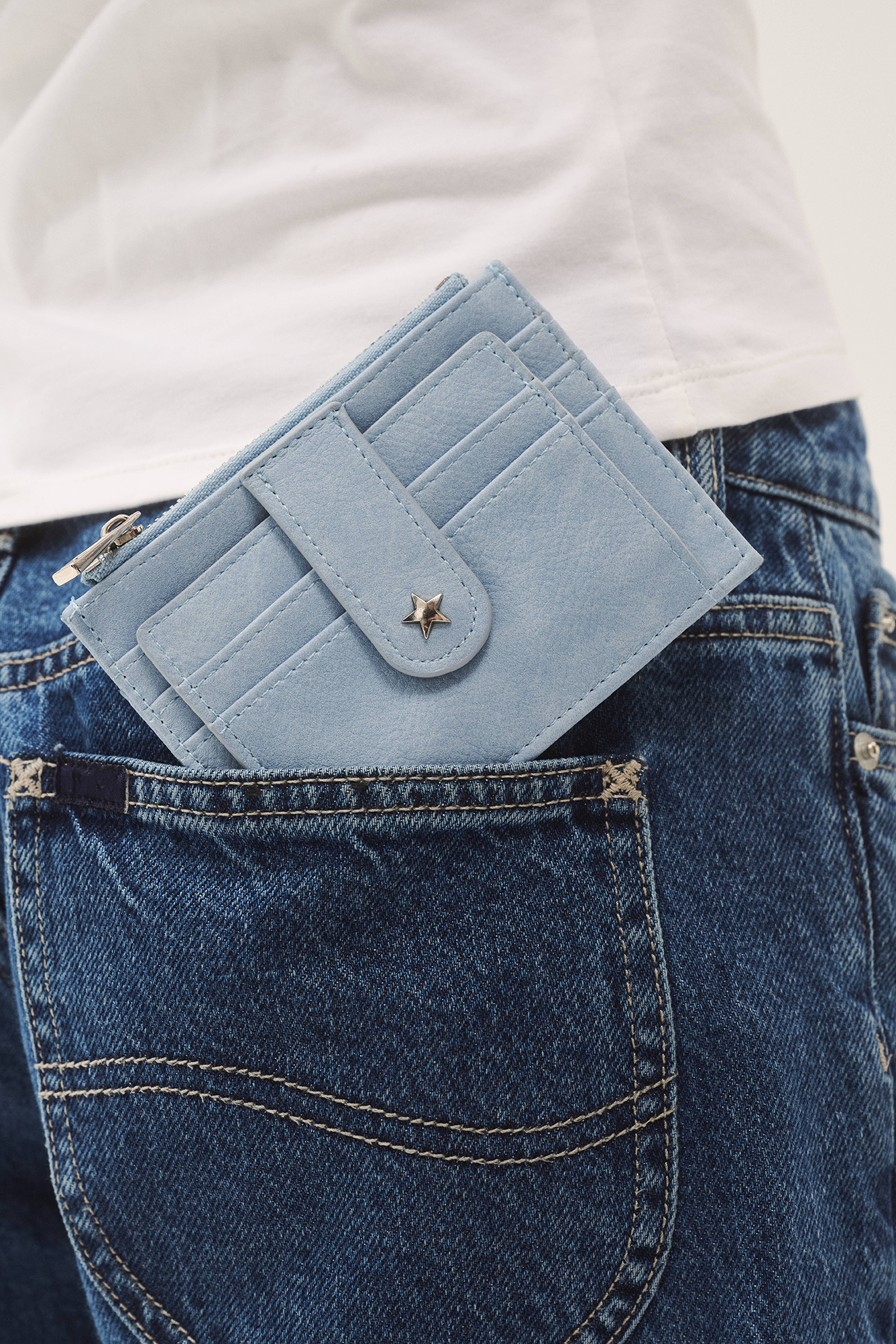 THE DAISY CARD WALLET - BLUE SUEDE