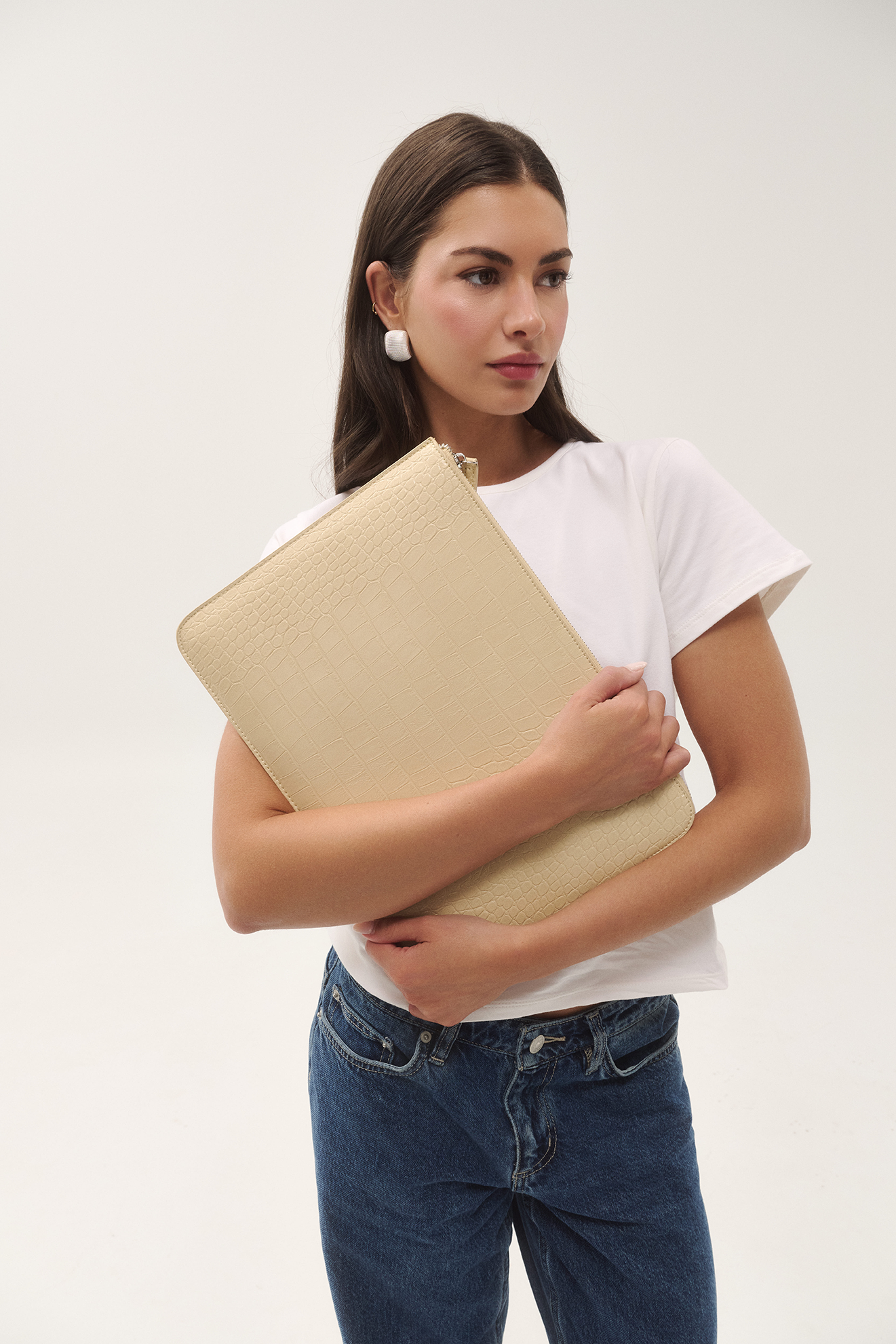 THE ZOE LAPTOP SLEEVE - BUTTER YELLOW CROC