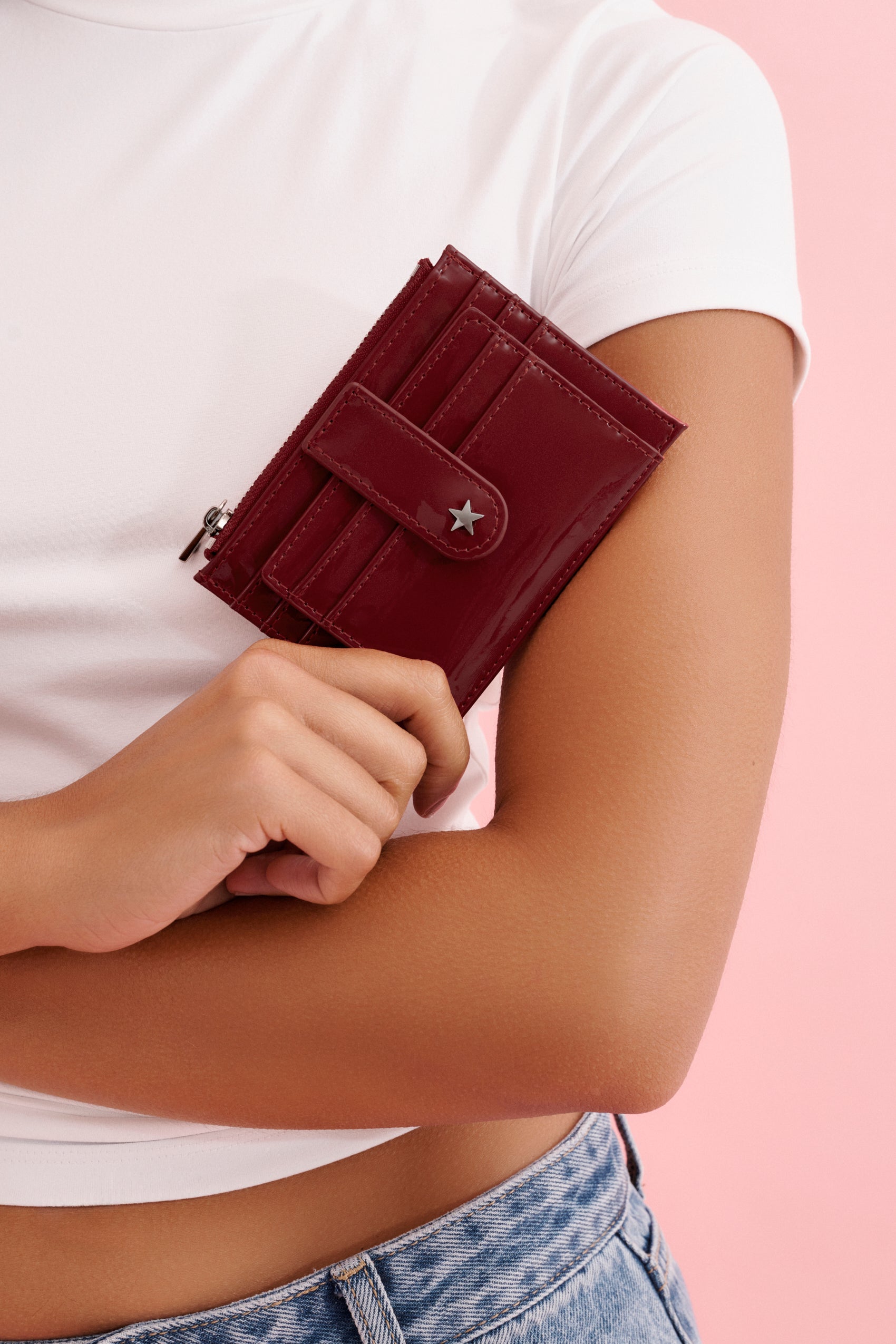 THE DAISY CARD WALLET - PATENT BURGUNDY