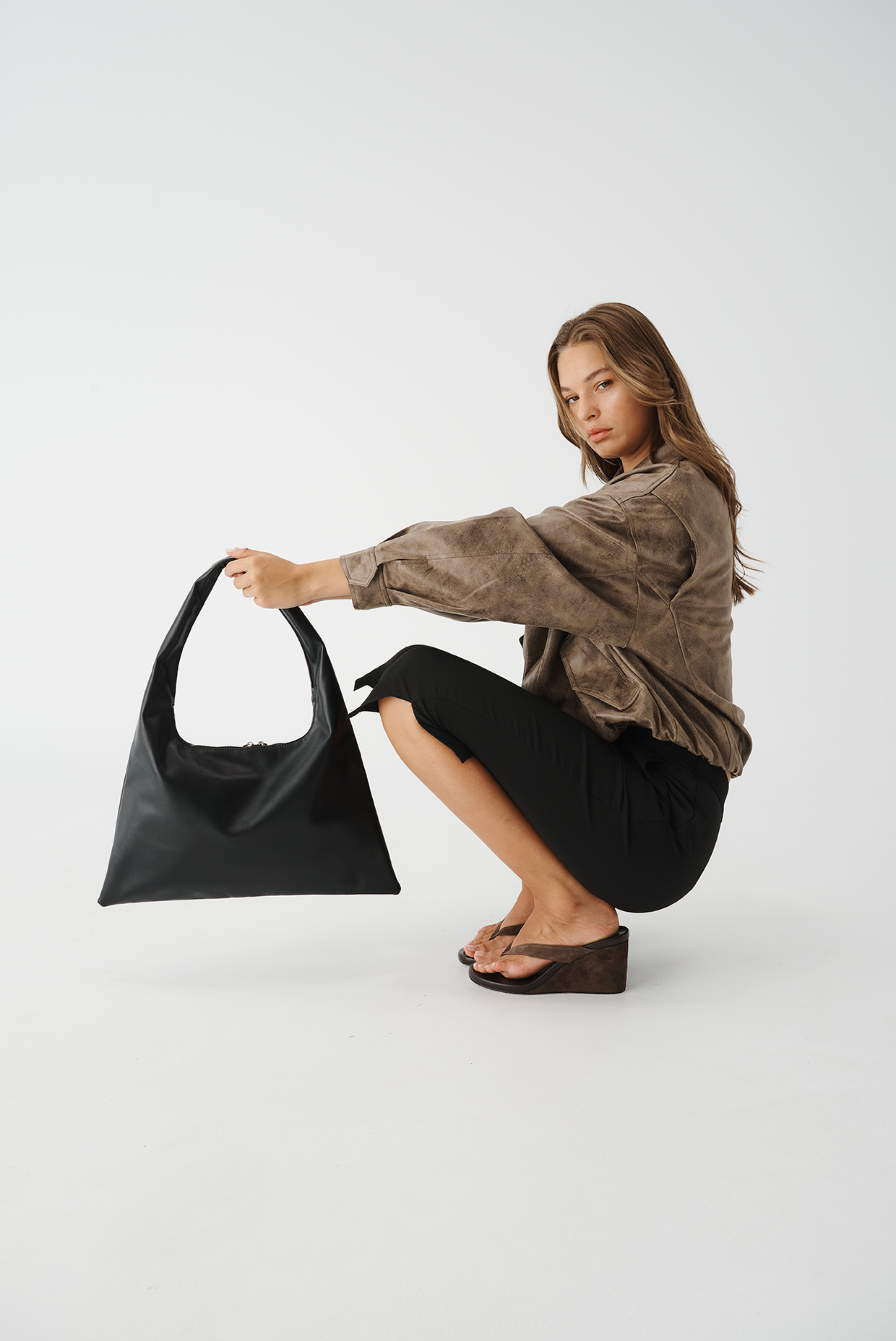 THE JONES BAG - BLACK
